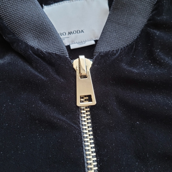 Vero Moda Velvet Bomber Jacket Black Gold Zip XL - Picture 3 of 10